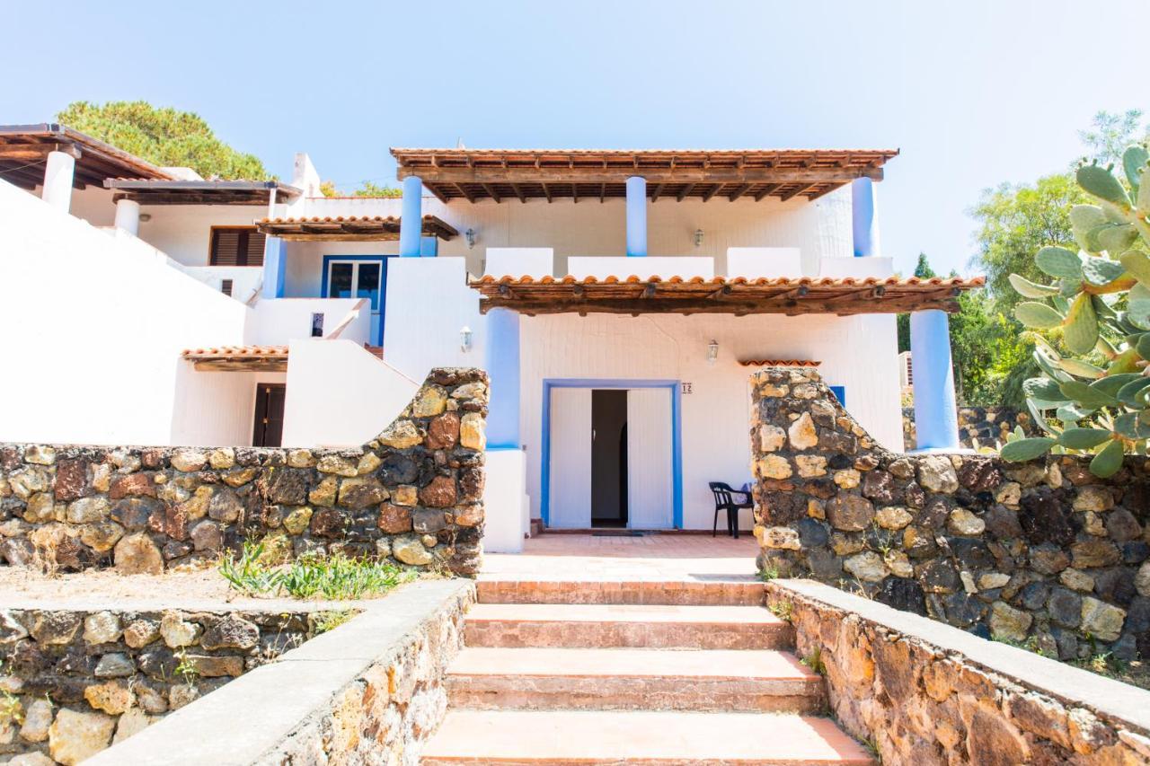 Holiday Eolie Village Вулкано Экстерьер фото