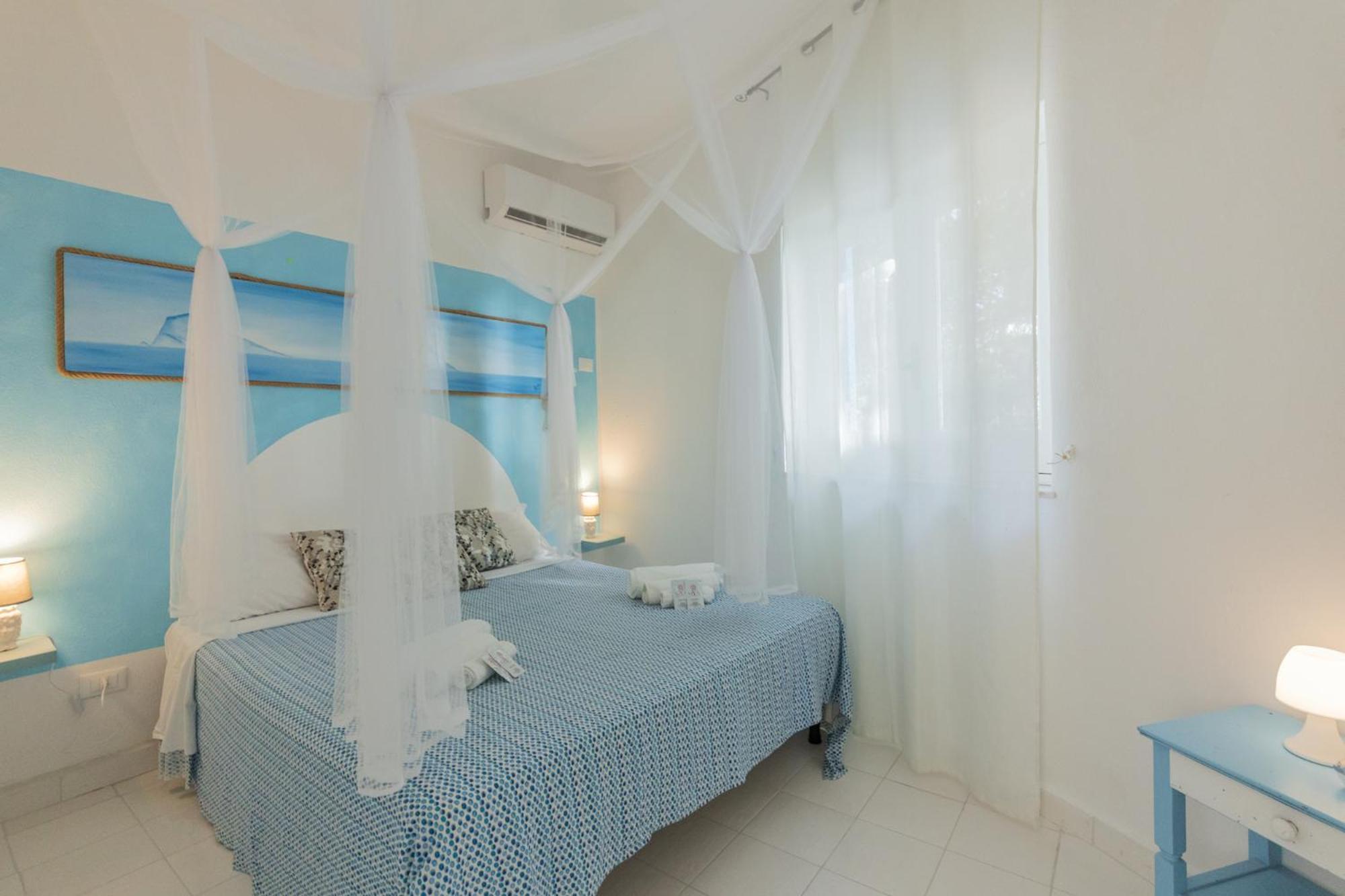 Holiday Eolie Village Вулкано Экстерьер фото